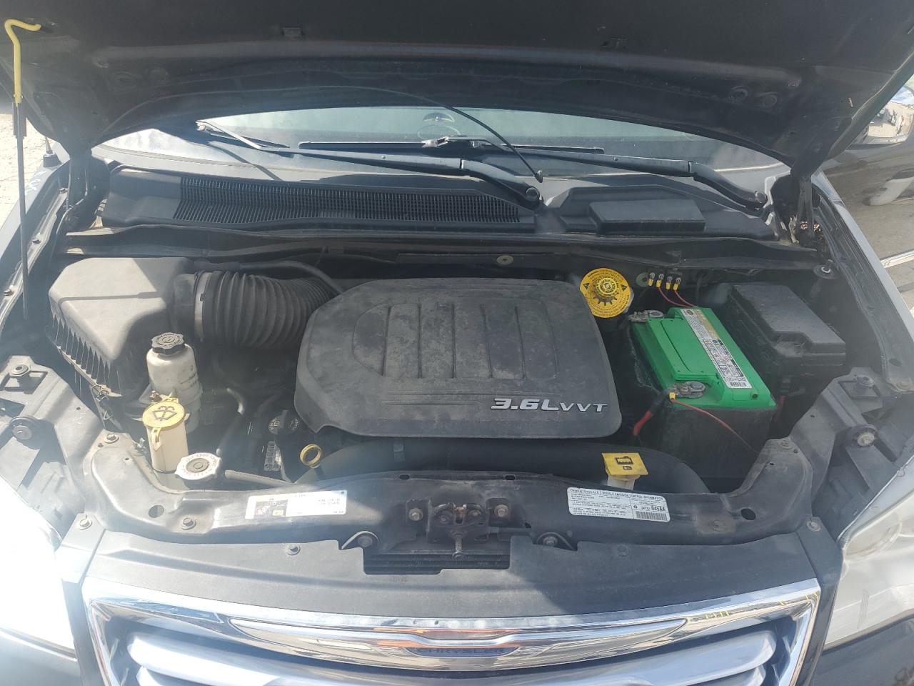 CHRYSLER TOWN & COUNTRY TOURING L