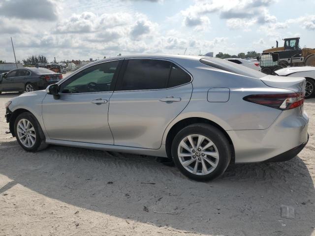 Vin: 4t1c11akxmu599757, lot: 57796165, toyota camry le 20212