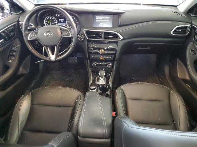 2017 INFINITI QX30 BASE SJKCH5CR9HA025589