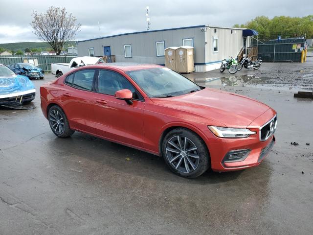 2021 VOLVO S60 T5 MOM 7JR102FK1MG095692