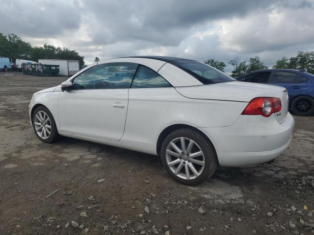 VOLKSWAGEN EOS KOMFOR 2011 white converti gas WVWBW7AH2BV003170 photo #3