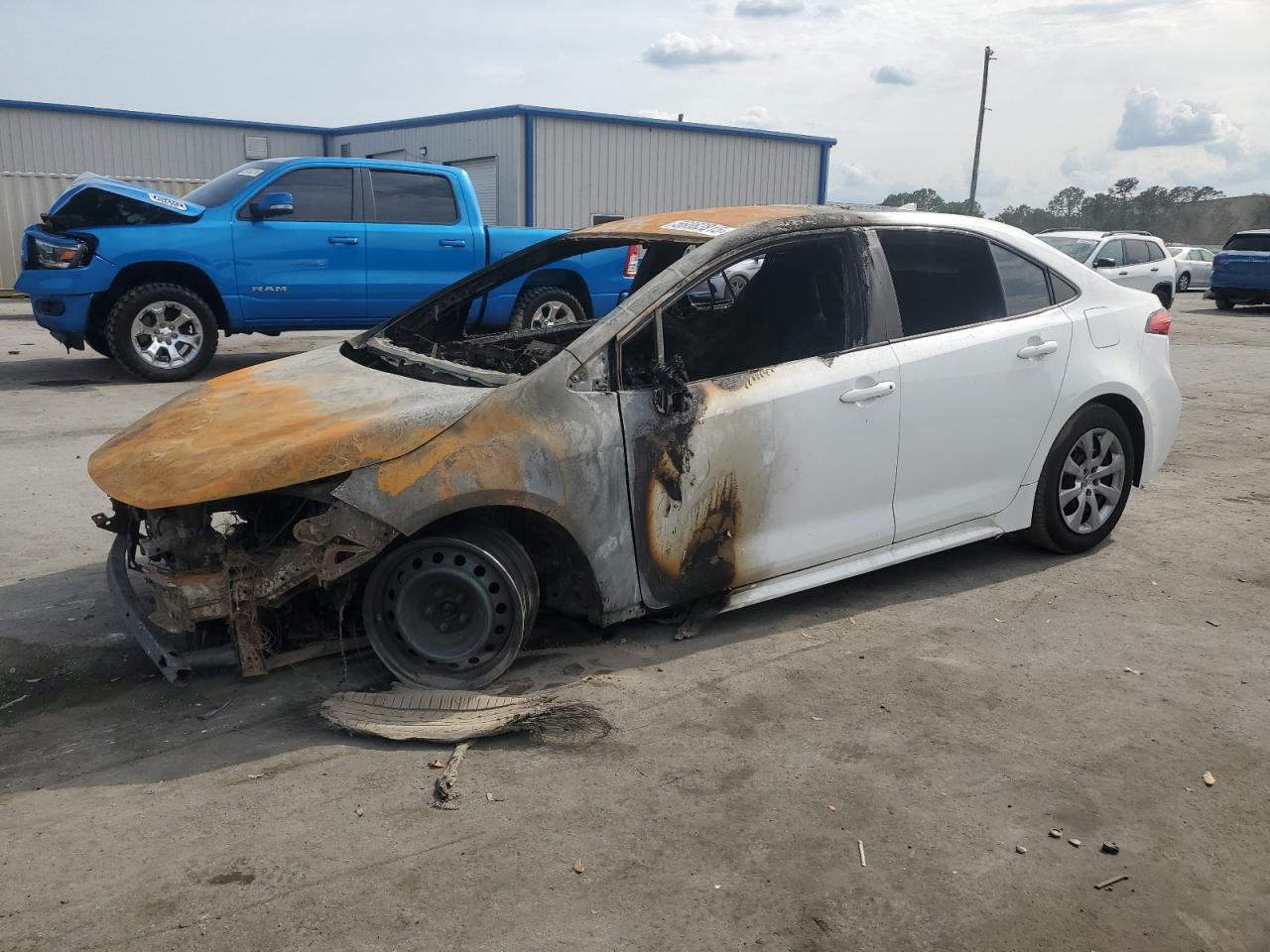 TOYOTA COROLLA LE