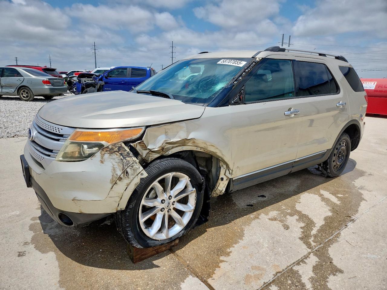 FORD EXPLORER XLT