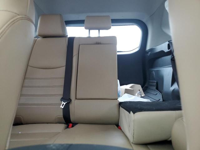 2019 TOYOTA RAV4 XLE P - JTMA1RFV7KD508700
