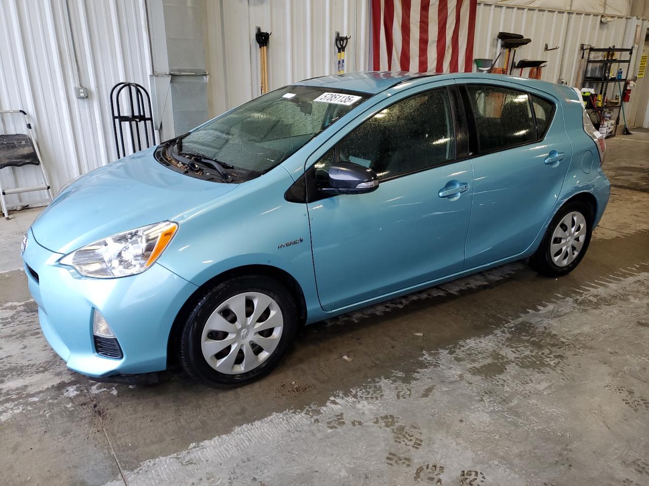TOYOTA PRIUS C