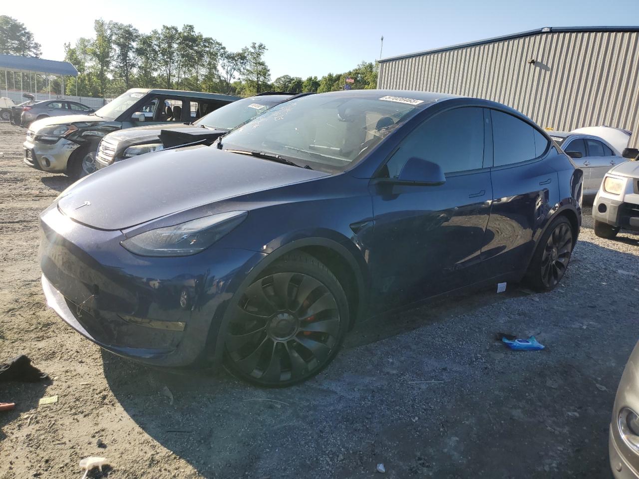 TESLA MODEL Y