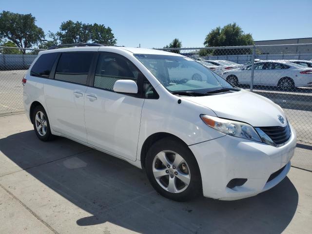 Vin: 5tdkk3dc4es490617, lot: 57661485, toyota all models le 20144