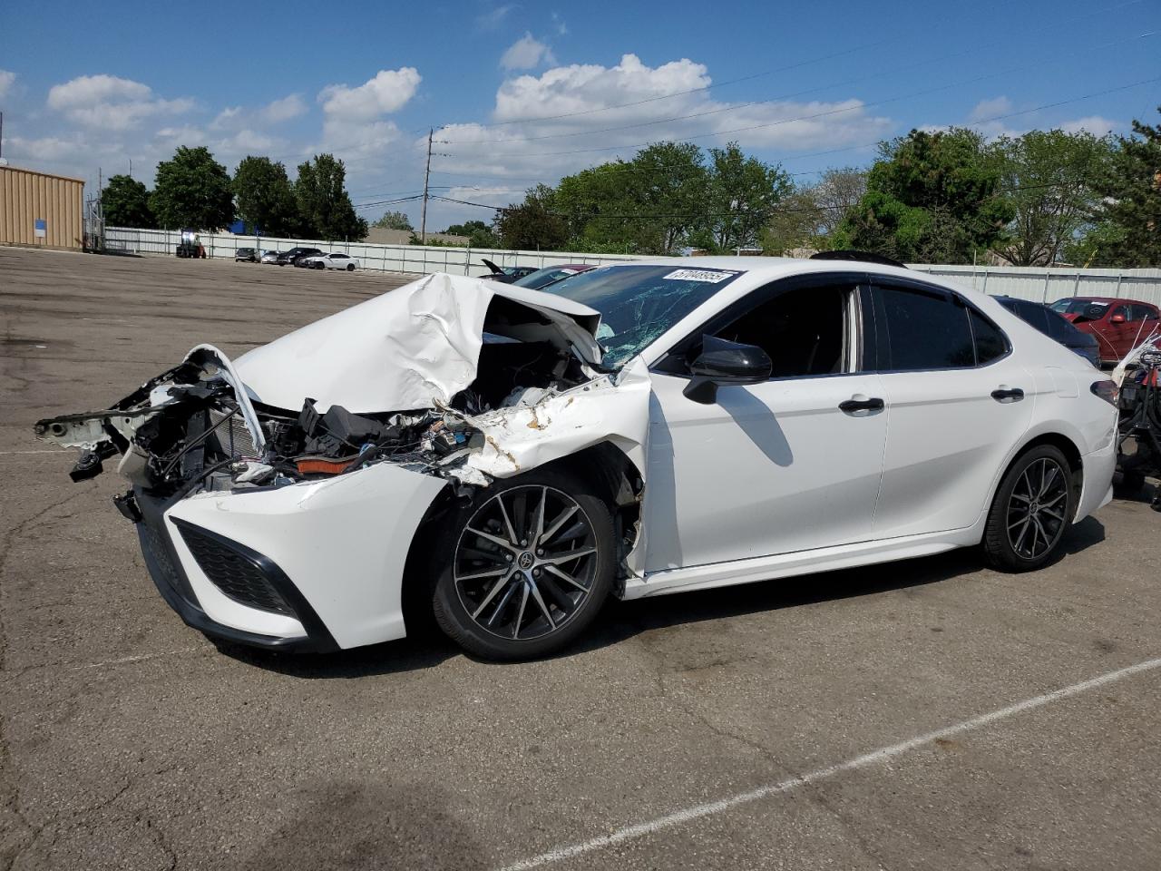  Salvage Toyota Camry