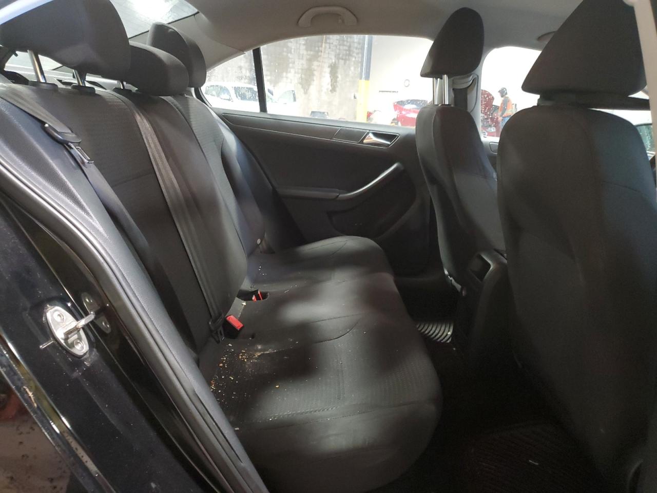 VOLKSWAGEN JETTA BASE