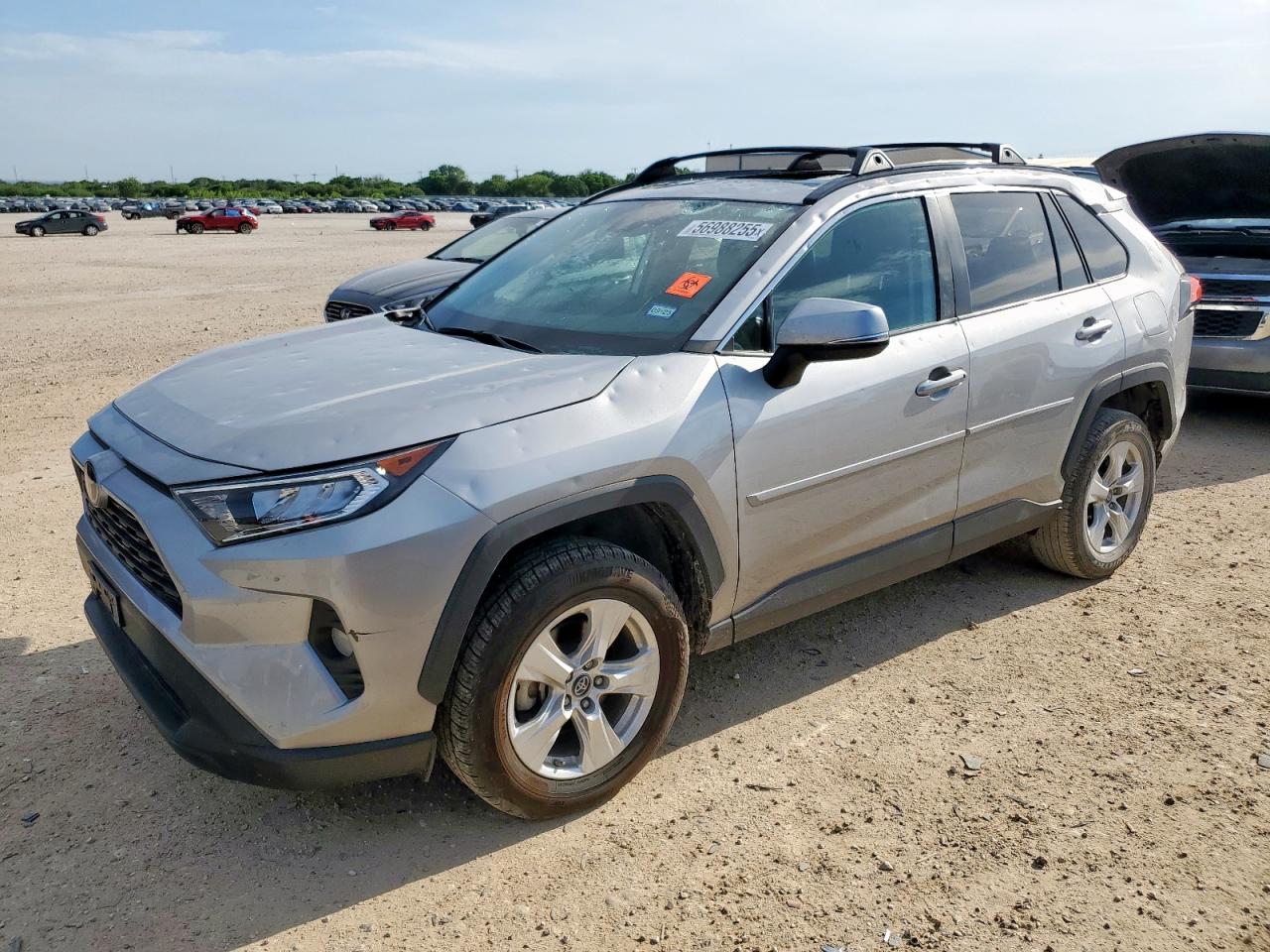 TOYOTA RAV4 XLE