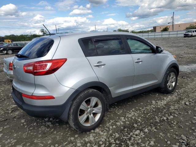 Vin: kndpb3a26c7209328, lot: 58122045, kia sportage base 20123
