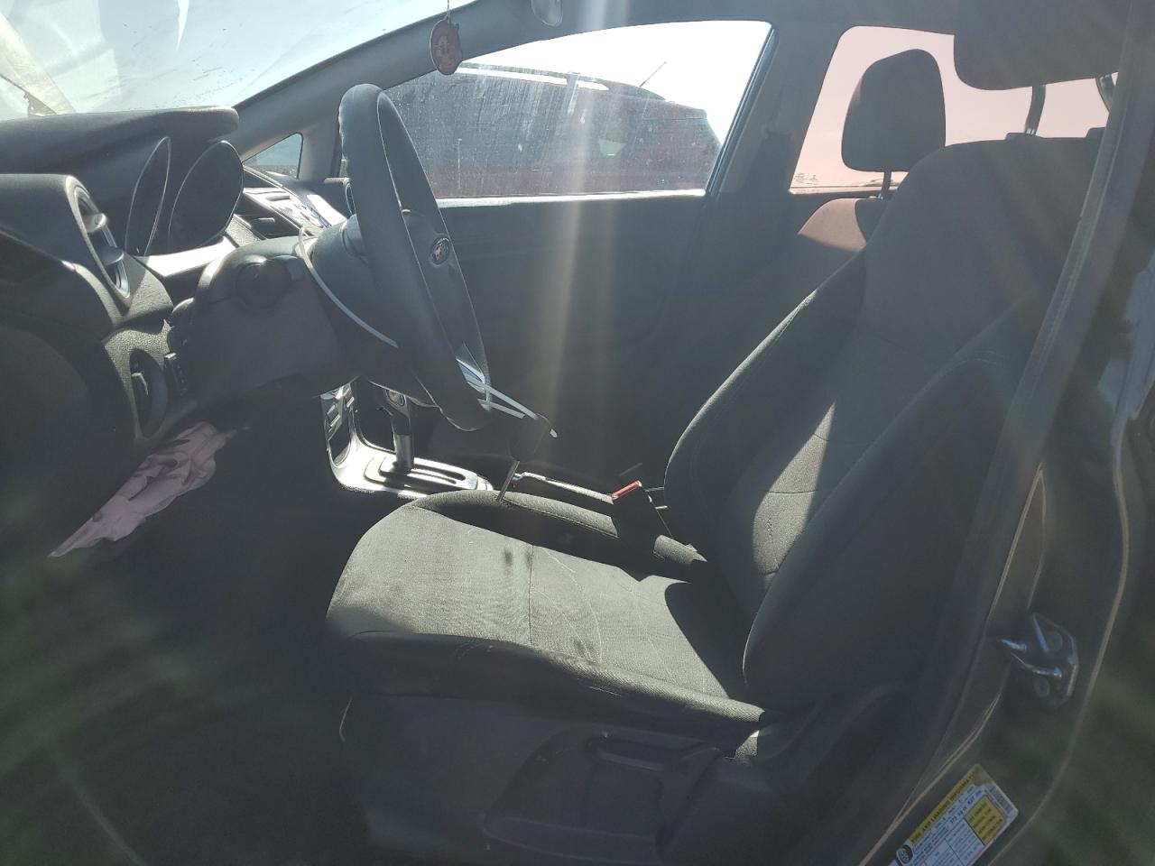 Lot #3150826766 2019 FORD FIESTA SE