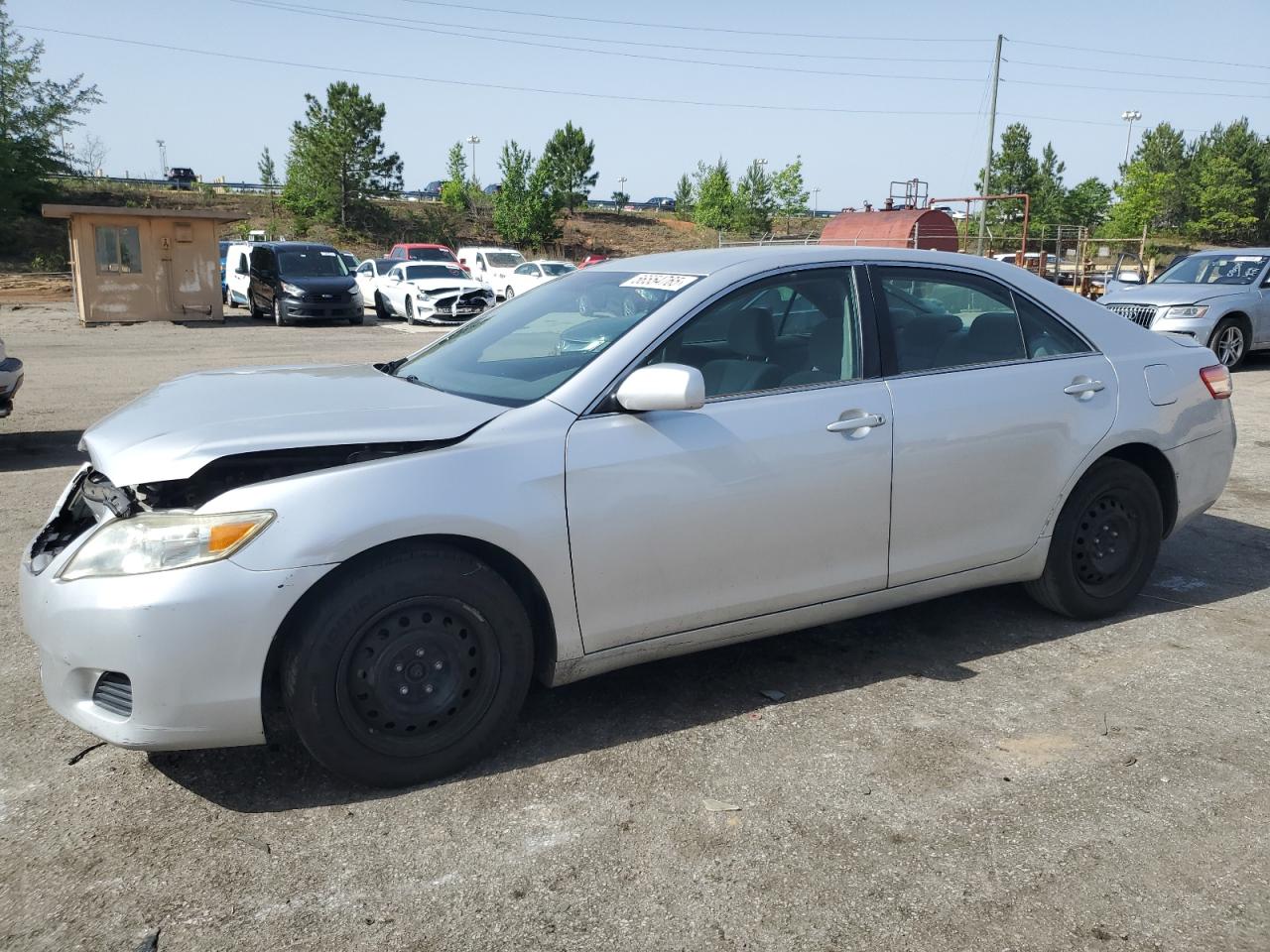 TOYOTA CAMRY BASE