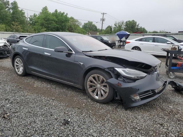 2018 TESLA MODEL S 5YJSA1E25JF285805