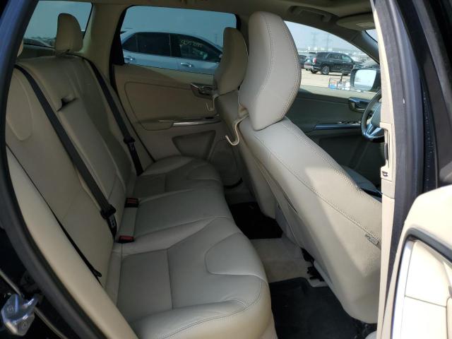 2016 VOLVO XC60 T5 PR - YV440MDK2G2802498