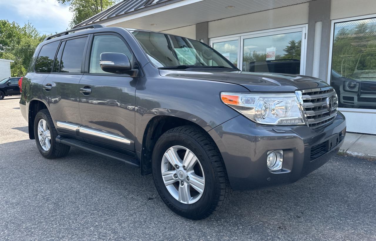 TOYOTA LAND CRUISER