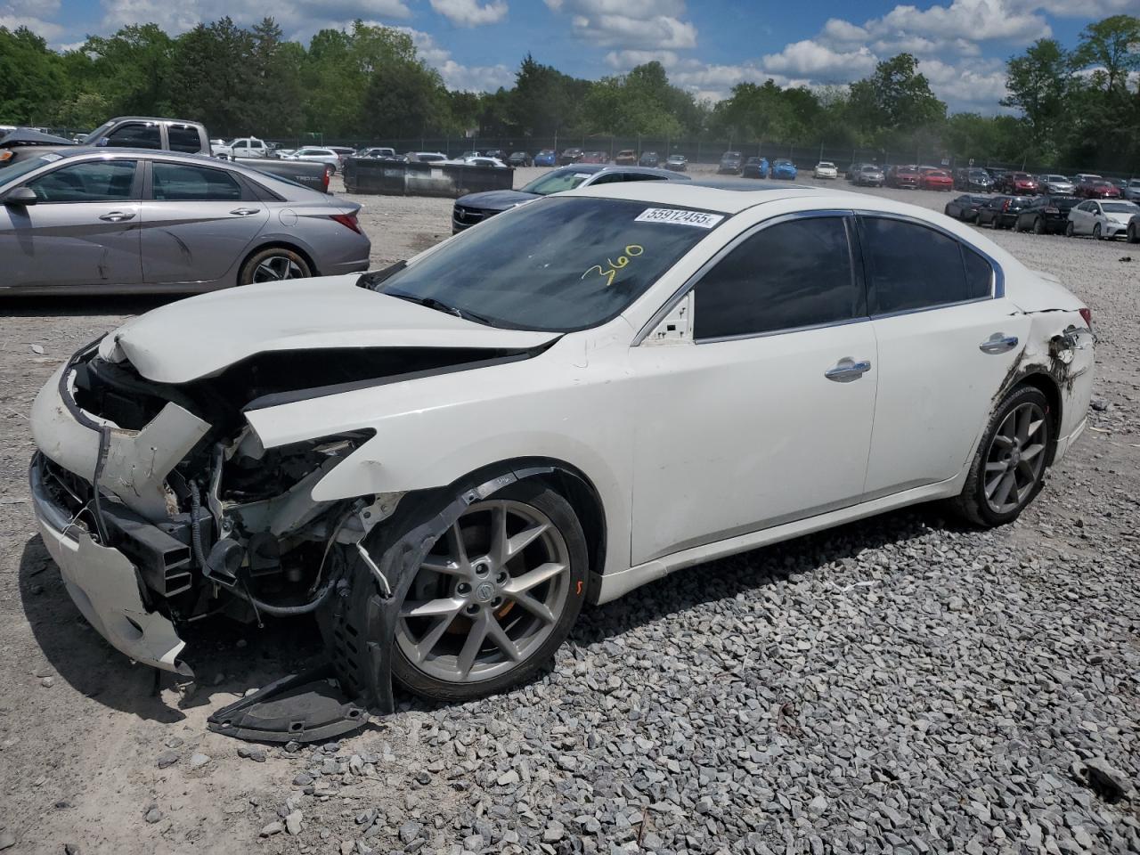 NISSAN MAXIMA S