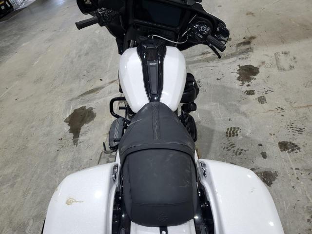 2024 HARLEY-DAVIDSON FLHX - 1HD1KB713RB632550
