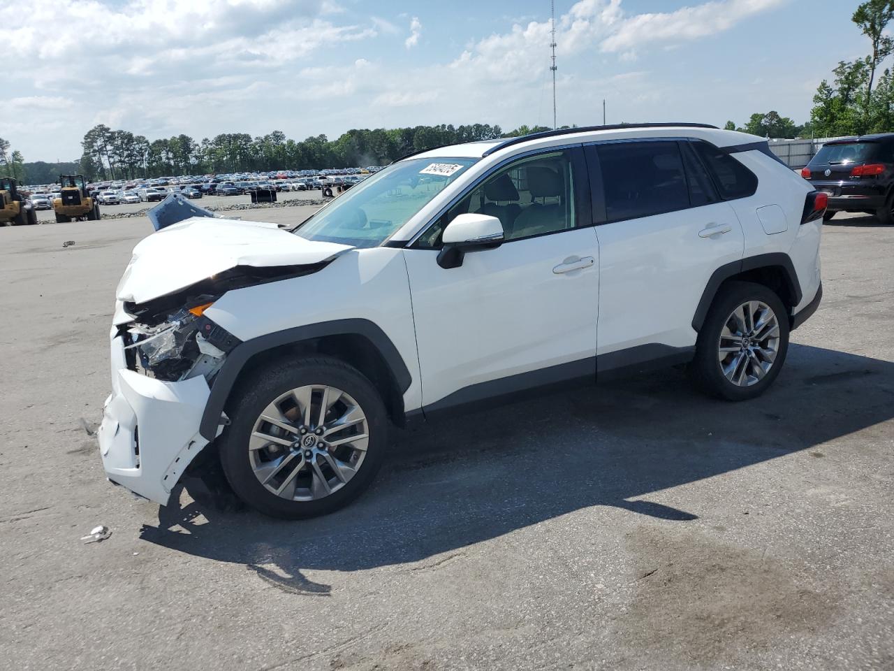 TOYOTA RAV4 XLE PREMIUM