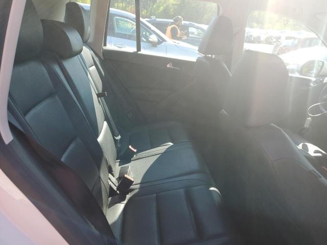 2017 VOLKSWAGEN TIGUAN S - WVGBV7AX0HK031002