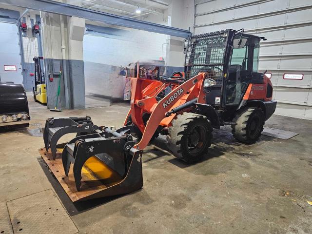 KUBOTA R630 2018 orange   11227KUBR630 photo #3