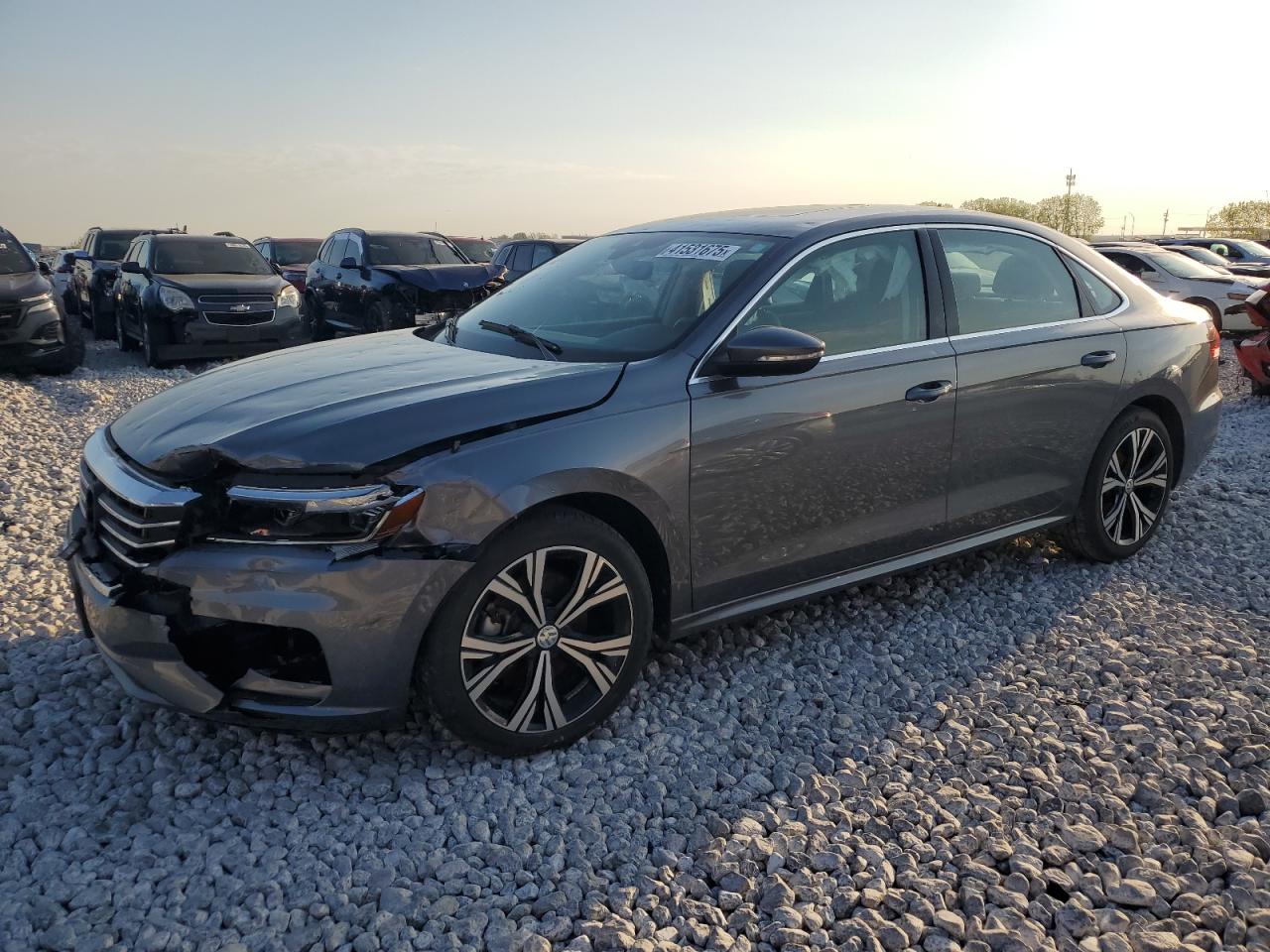 VOLKSWAGEN PASSAT SE
