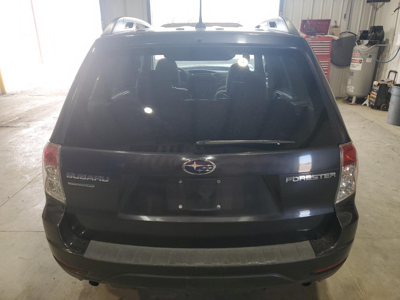 SUBARU FORESTER 2.5X PREMIUM