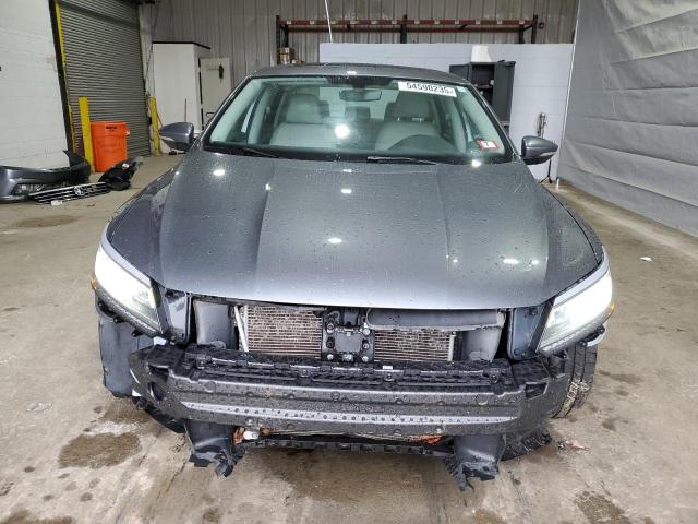 2017 VOLKSWAGEN PASSAT SE - 1VWGT7A3XHC065159