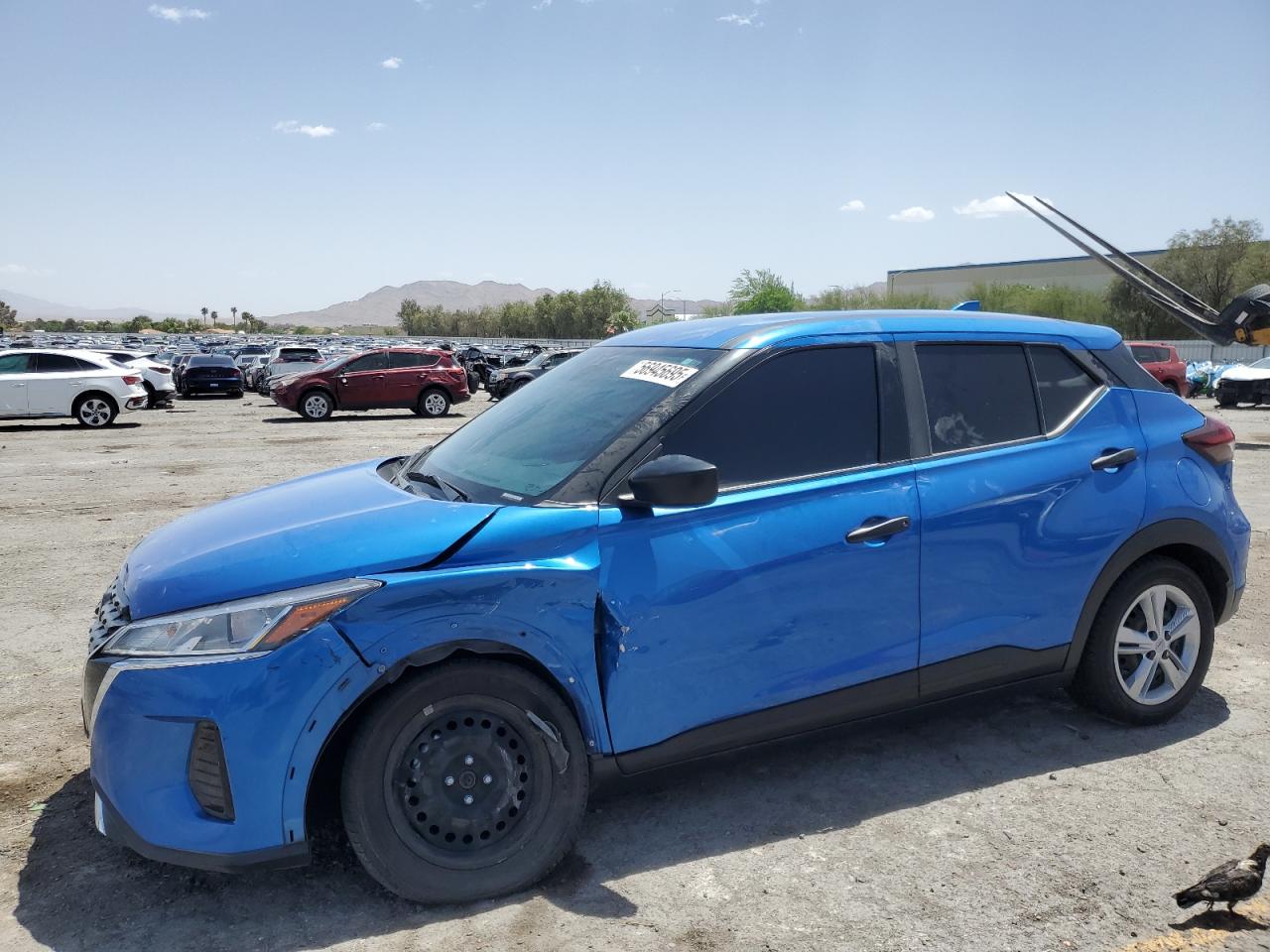 NISSAN KICKS S