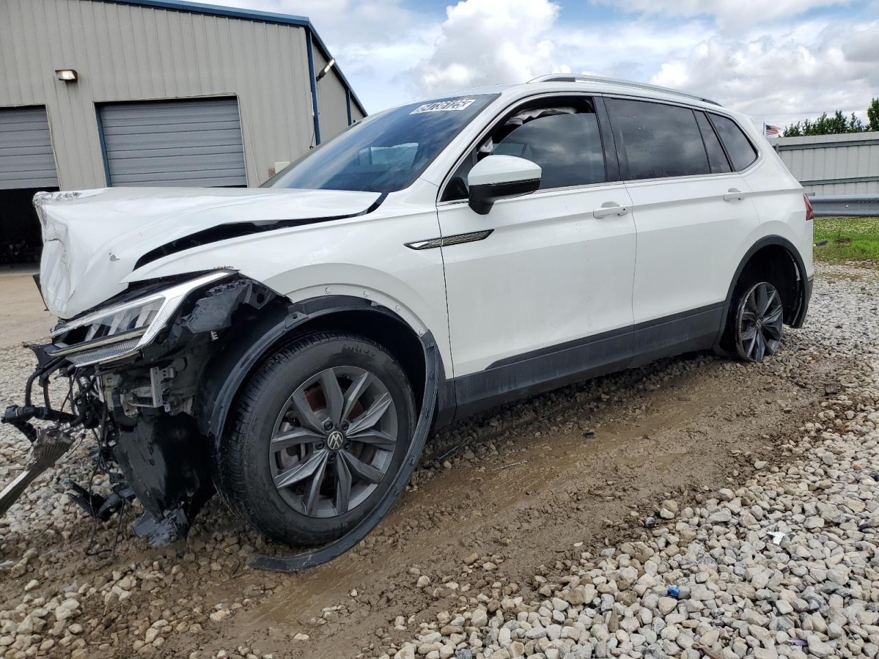 VOLKSWAGEN TIGUAN SE