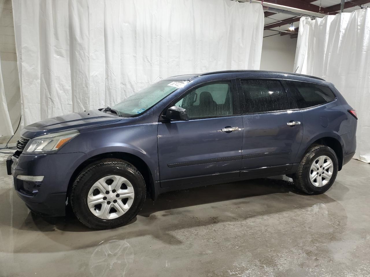CHEVROLET TRAVERSE LS