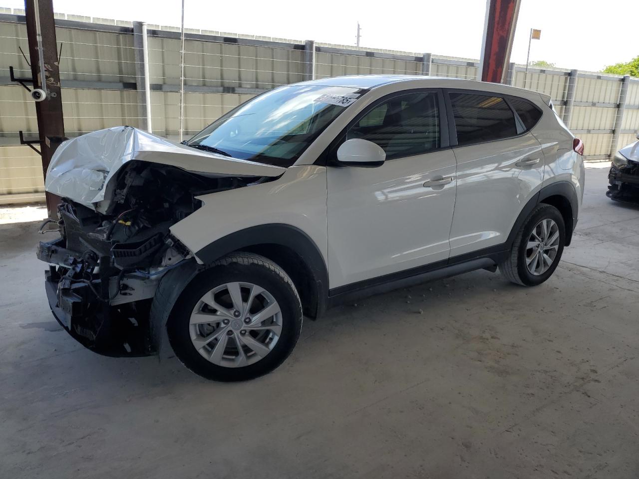 HYUNDAI TUCSON SE