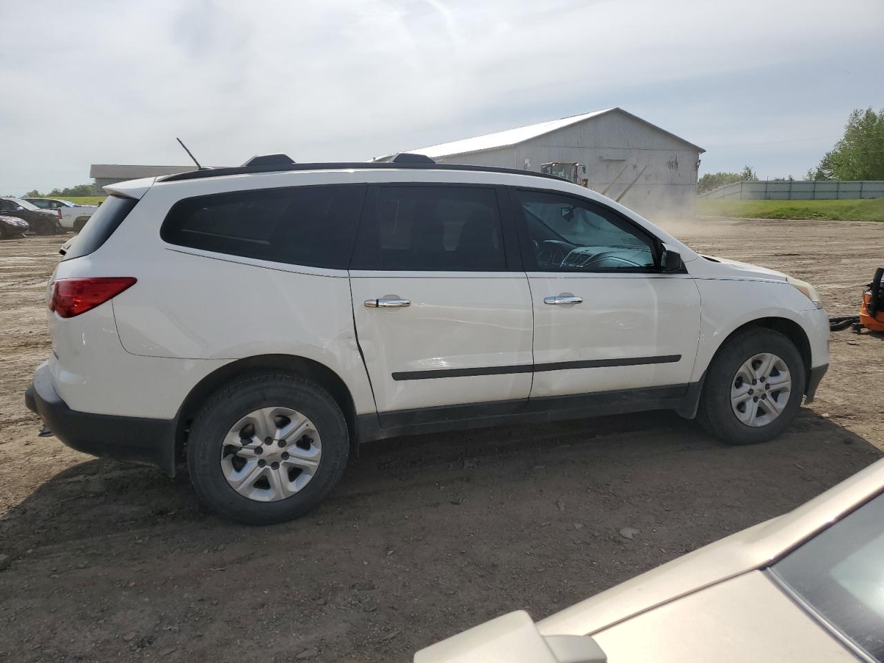 CHEVROLET TRAVERSE LS