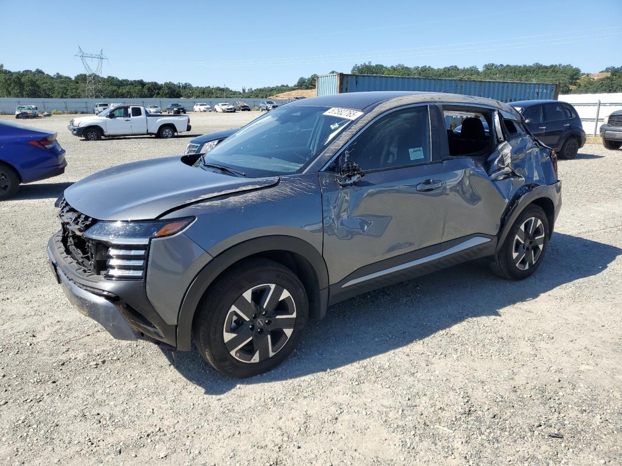 NISSAN KICKS SV