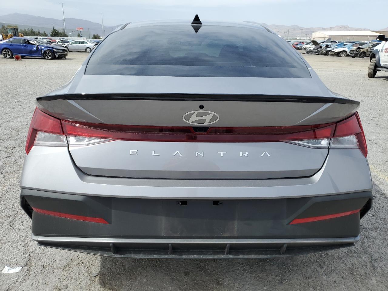 HYUNDAI ELANTRA SEL SPORT