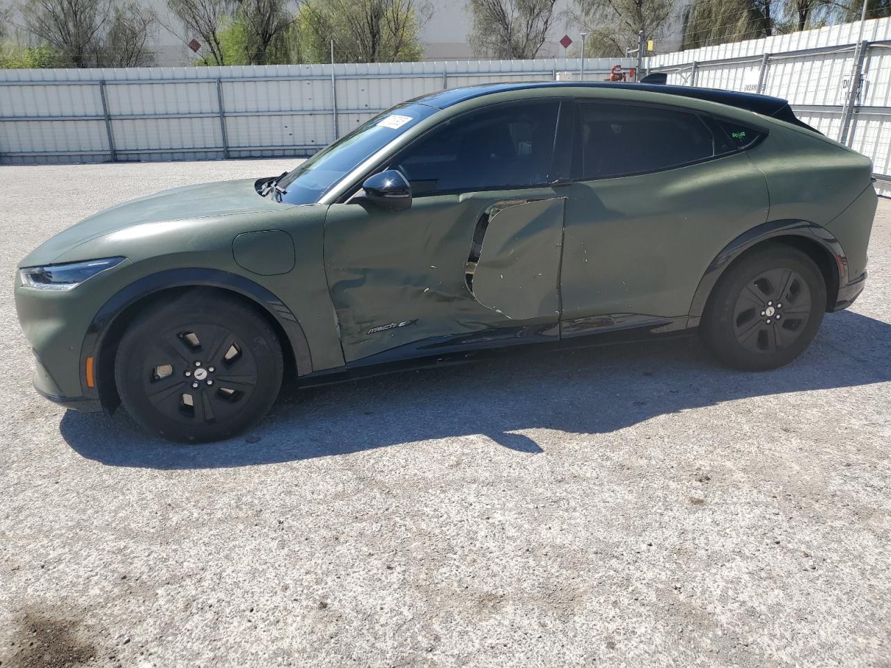 FORD MUSTANG 2021