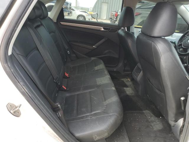 2018 VOLKSWAGEN PASSAT S 1VWAA7A3XJC013676