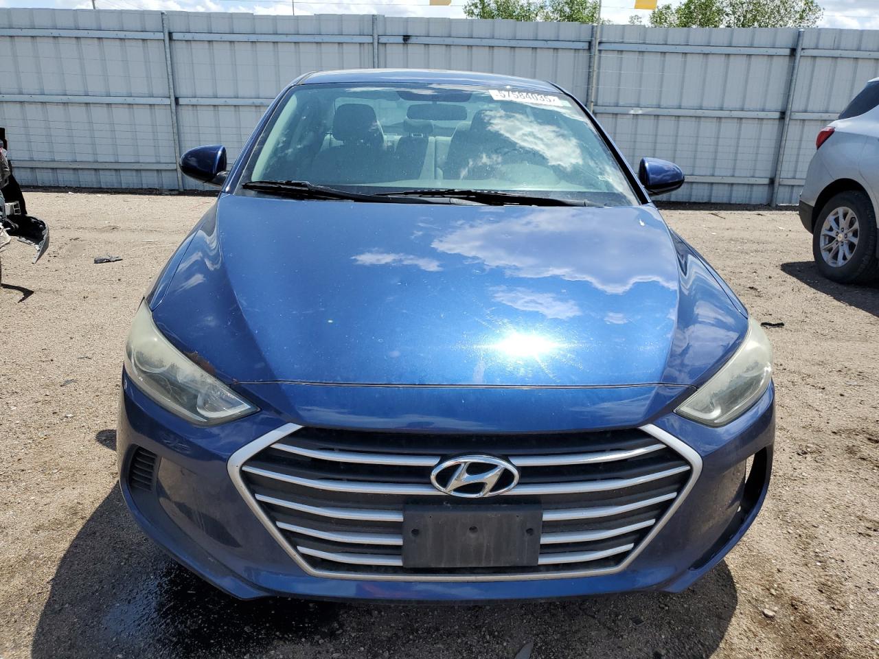 HYUNDAI ELANTRA SE