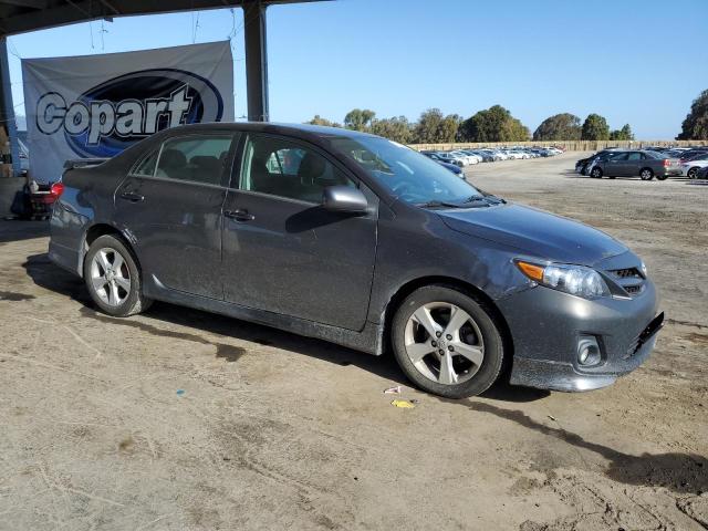 Vin: 2t1bu4ee0dc993472, lot: 57824895, toyota corolla base 20134