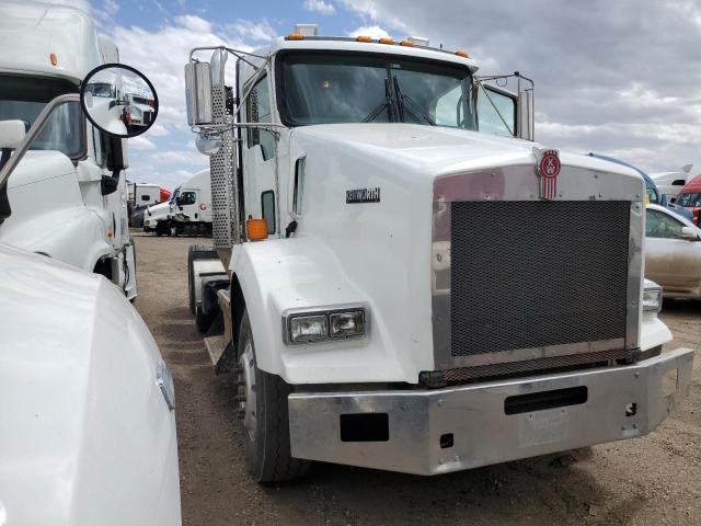 KENWORTH T800 2012 white  diesel 1XKDDP9X4CJ317765 photo #1