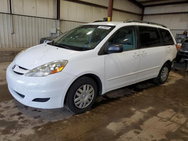 TOYOTA SIENNA CE