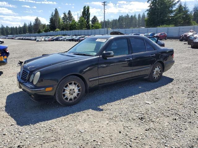 MERCEDES-BENZ E 320