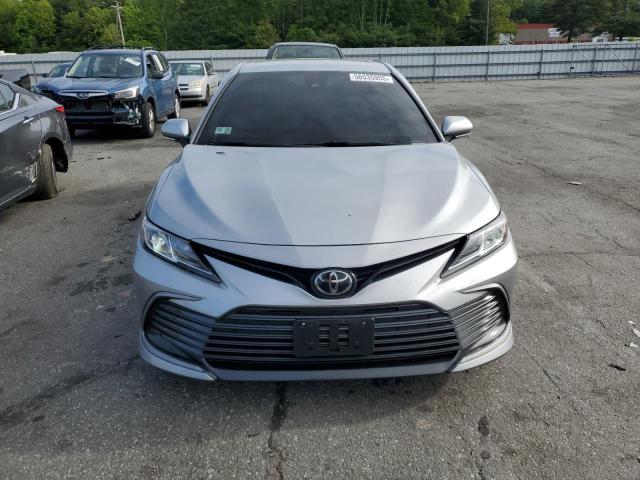 2022 TOYOTA CAMRY LE 4T1R11AK4NU056013