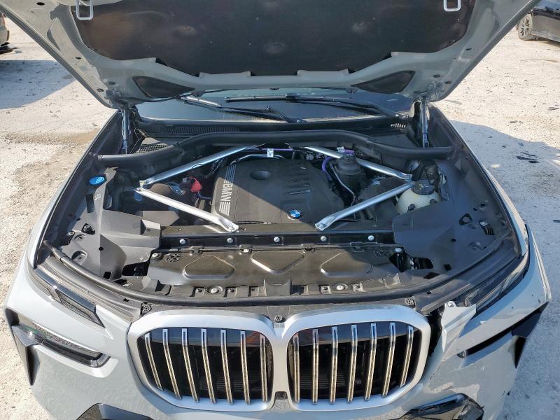 2024 BMW X7 XDRIVE4 5UX23EM08R9V16878