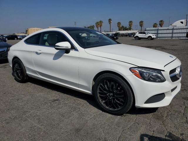 Vin: wddwj4kb1hf325798, lot: 55823605, mercedes-benz c-class 300 4matic 20174
