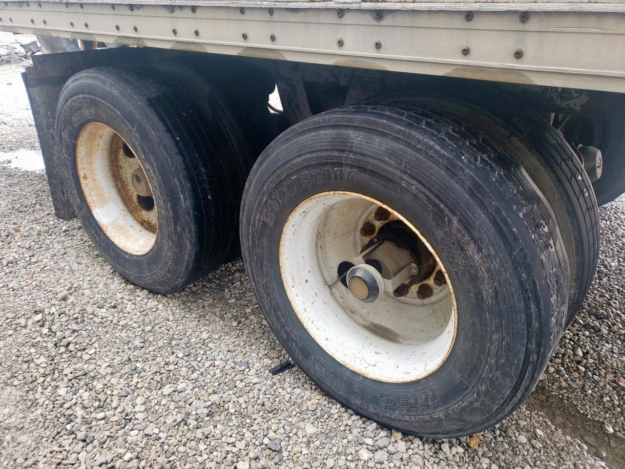 Lot #3188431635 2000 WABASH SEMITAILER