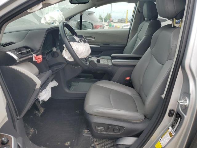 2022 TOYOTA SIENNA XLE 5TDYRKEC2NS119776