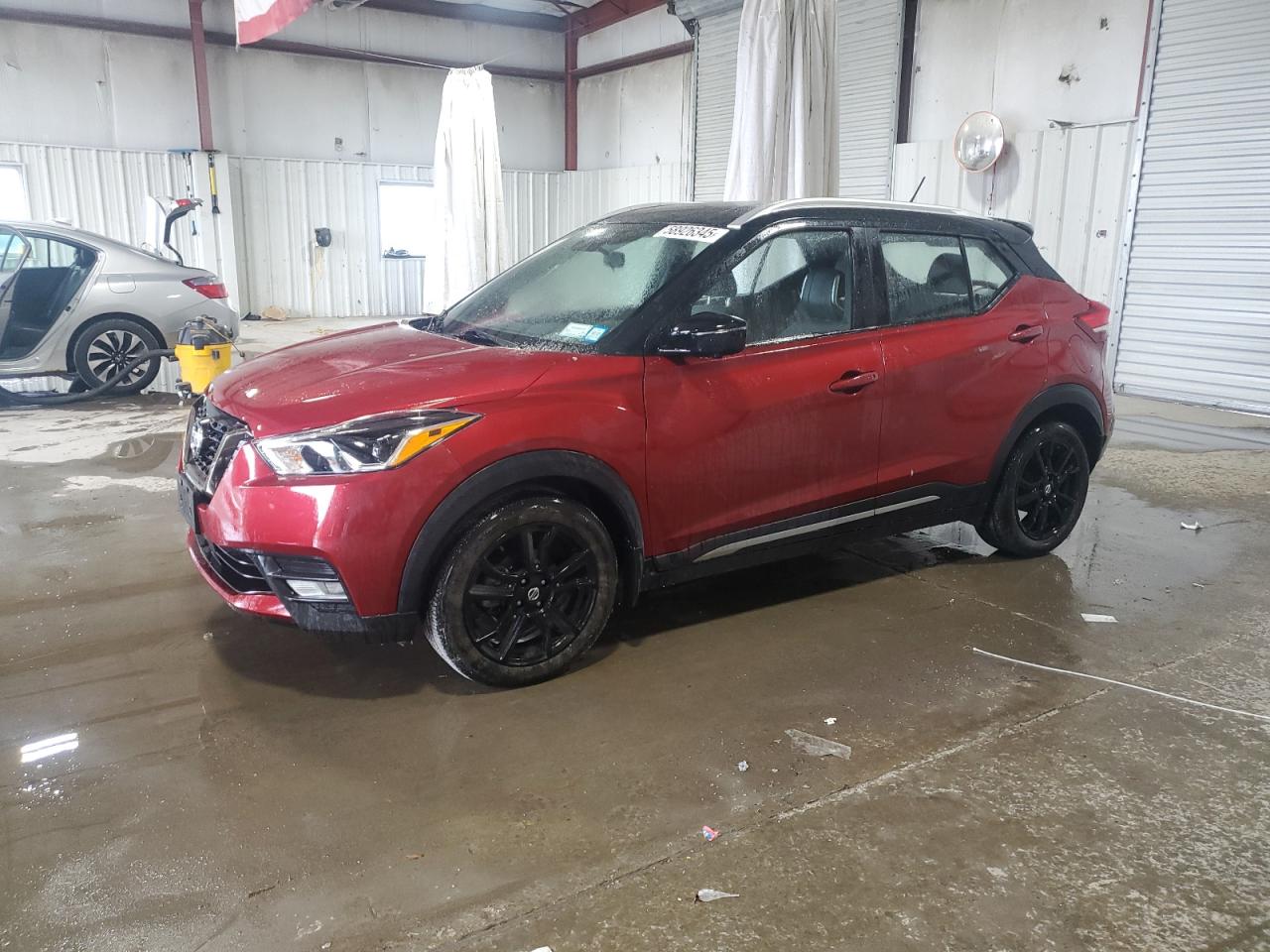 NISSAN KICKS SR