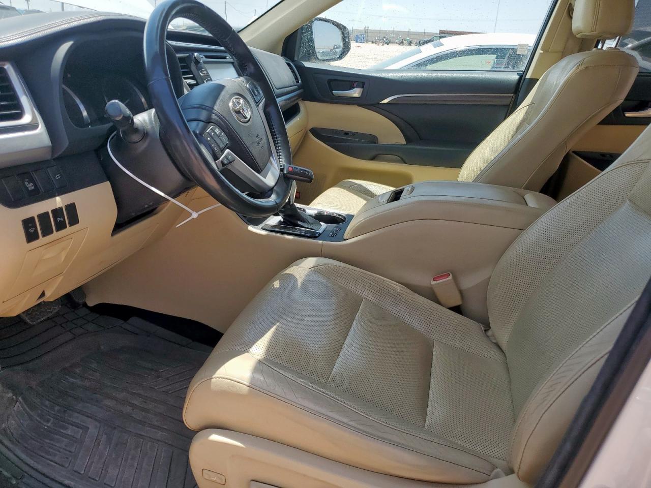 TOYOTA HIGHLANDER LIMITED