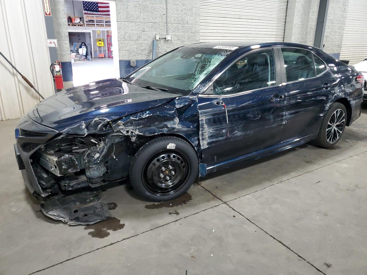 TOYOTA CAMRY L